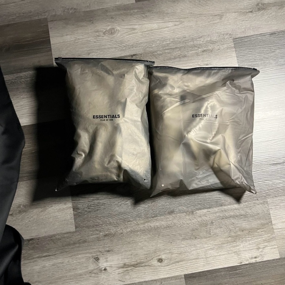 Essentials Set - image 3